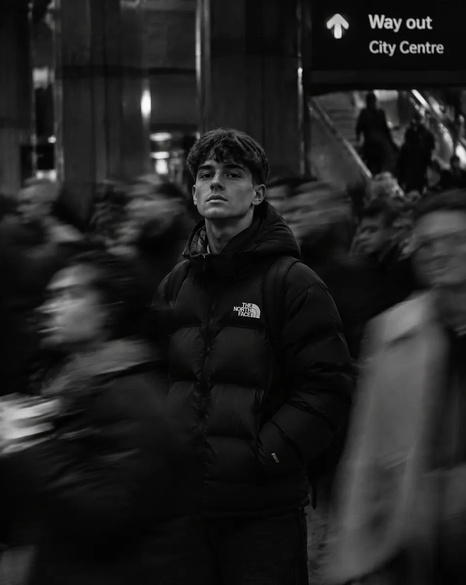 پرامپت عکاسی با چت جی پی تی GPT Image : Black-and-white cinematic portrait of a young… - ساخته‌شده با چت جی پی تی GPT Image