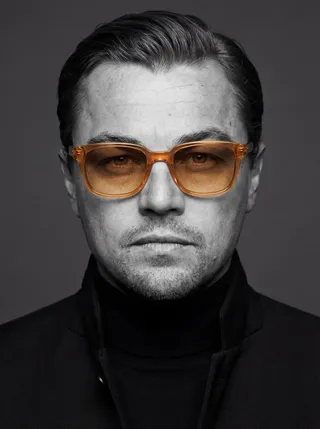 پرامپت عکاسی با نانو بنانا جمینای : Ultra-realistic studio portrait of a man,… - تصویر 2، ساخته‌شده با نانو بنانا جمینای